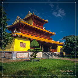 Huế (20) Cité Impériale - Pavillon de la Splendeur (Hiển Lâm các)