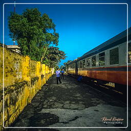 Huế (2) Stazione ferroviaria