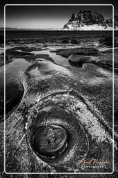 Utakleiv Beach (Lofoten) (13) Norway